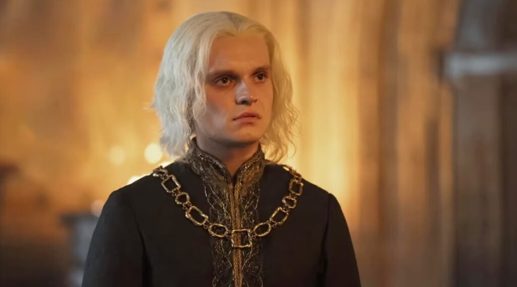 Aegon II Targaryen season 3 sympathy — Tom Glynn-Carney as the burned and broken King Aegon II in House of the Dragon season three, HBO
